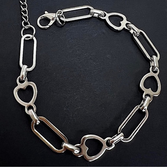 Paperclip Heart Chain Bracelet - Picture 2 of 3